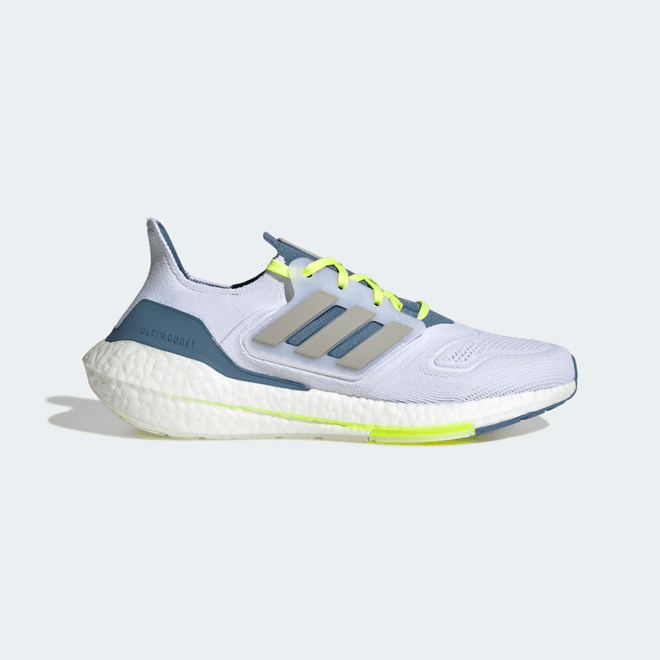 adidas Ultraboost 22