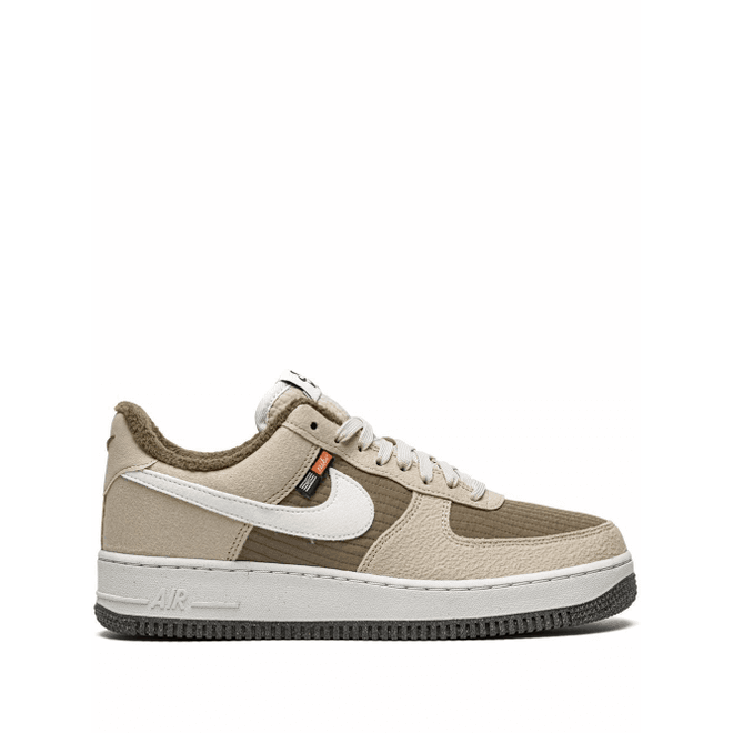 NIKE Air Force 1 '07 LV8