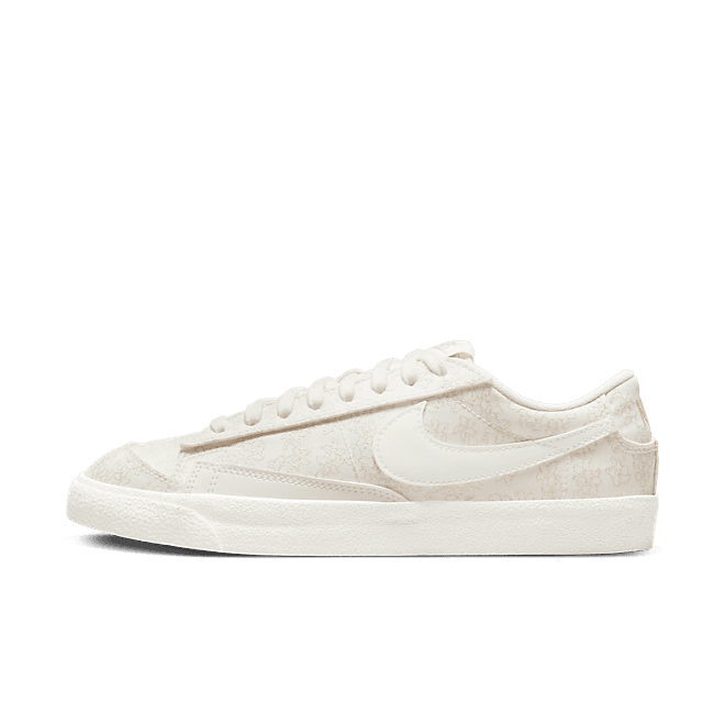 Nike Blazer Low 77 Sail Sesame