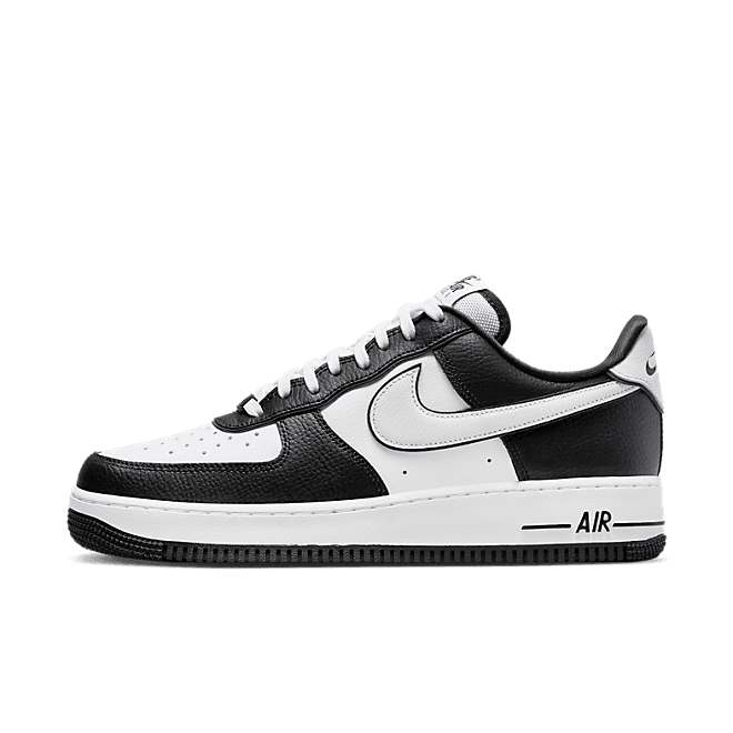 Nike Air Force 1 Low '07 LV8 Panda