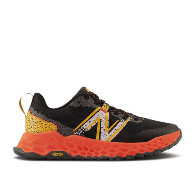 New Balance Fresh Foam Hierro v7 Big Kid 'Black Hot Marigold'