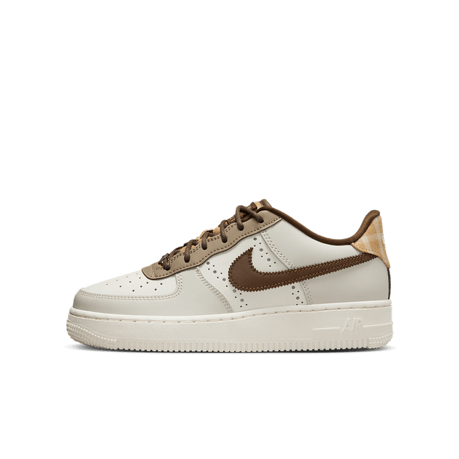 Nike Air Force 1 Low LV8 Brogue Sail (GS)