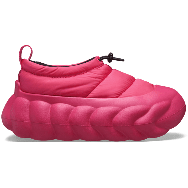 Crocs Unisex Overpuff Shorty Shoes Dragon Fruit 