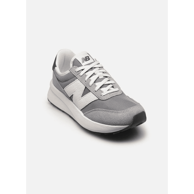 New Balance 370 concrete