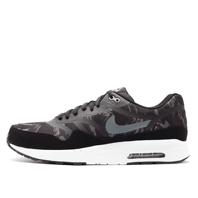 Nike Air Max 1 Premium Tape Black Camo Brand New