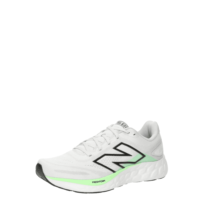 New Balance M680