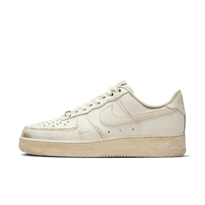 Nike Air Force 1 Low .SWOOSH Dirty Triple White