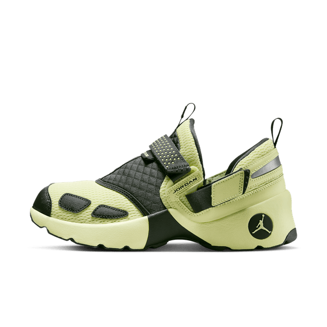 Jordan Wmns Trunner LX luminous 