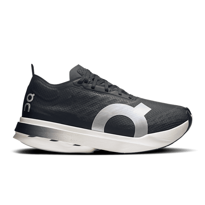 ON Cloudboom Strike 'Black'