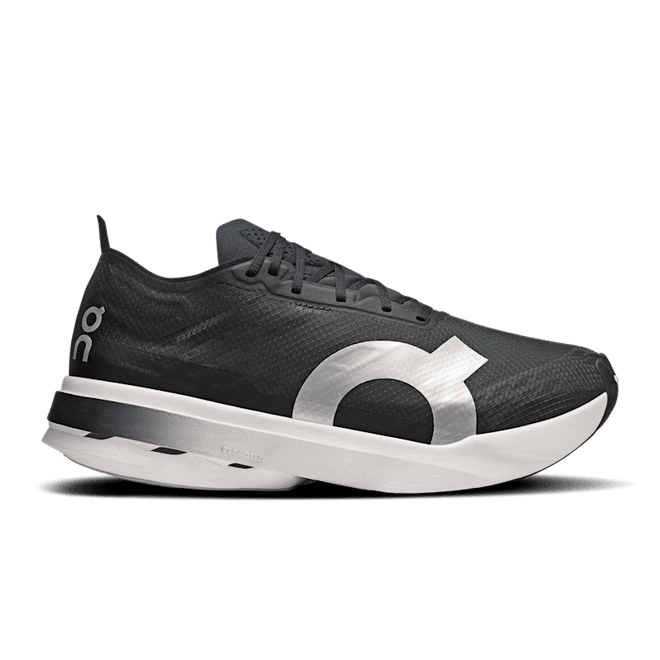 ON Cloudboom Strike 'Black'