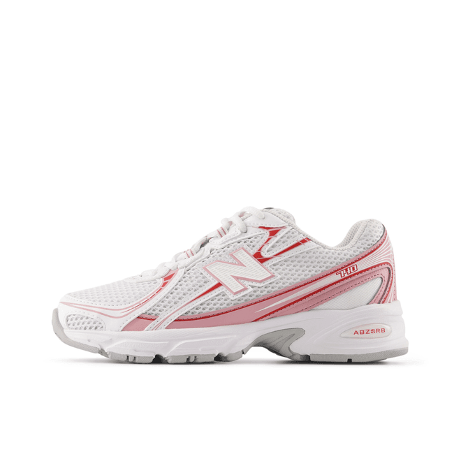 New Balance 740 Lace