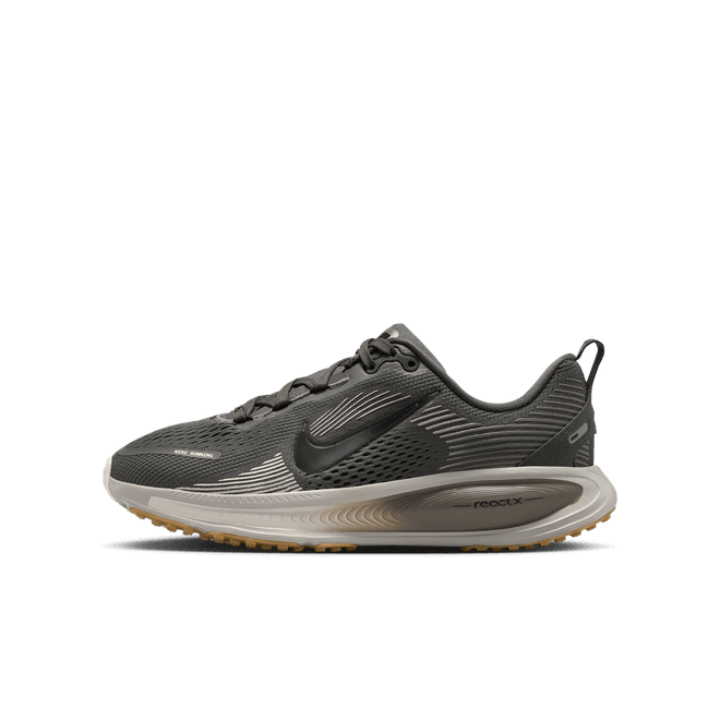 Nike Vomero 18 Older Kids' Road