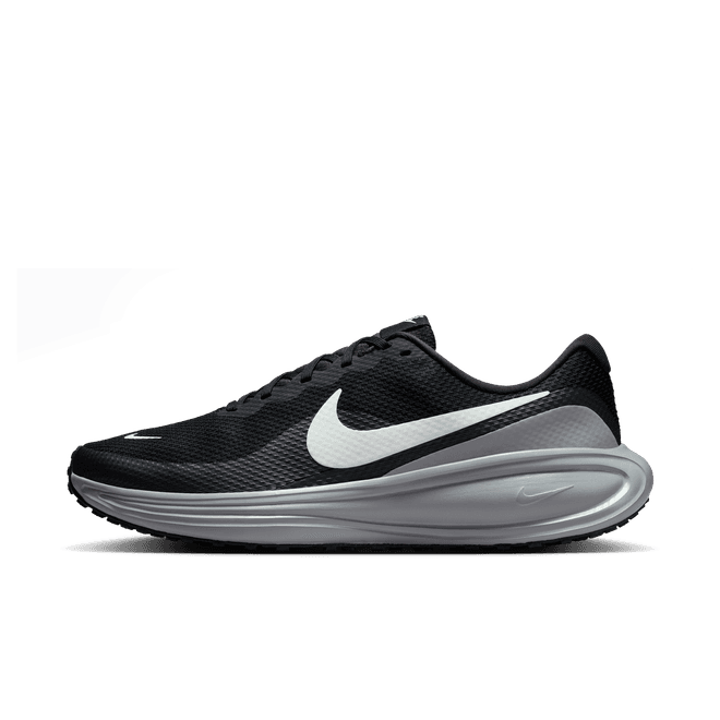 Nike Revolution 8 Road