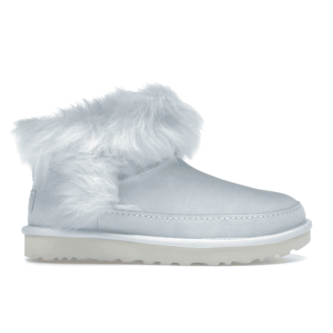 UGG® Classic Ultra Mini Chalet Boot