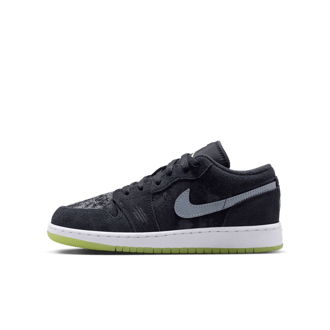 Nike Air Jordan 1 Low Older Kids'