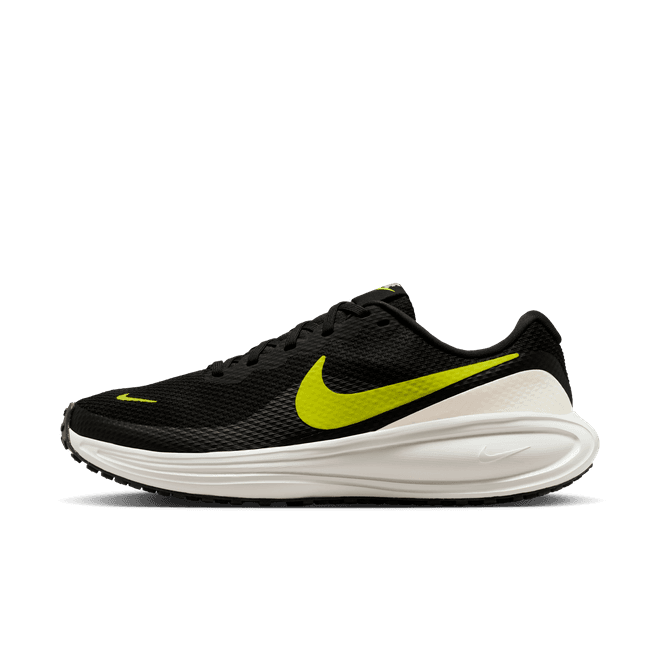 Nike Revolution 8 Road