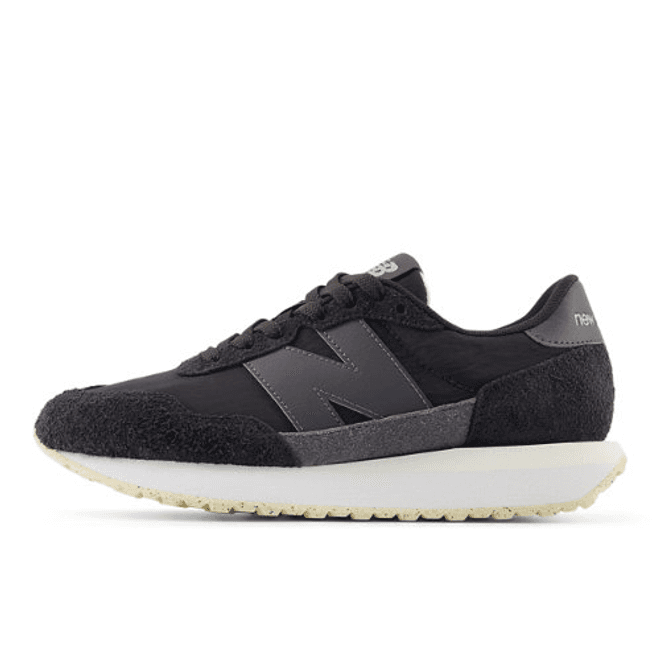 New Balance 237