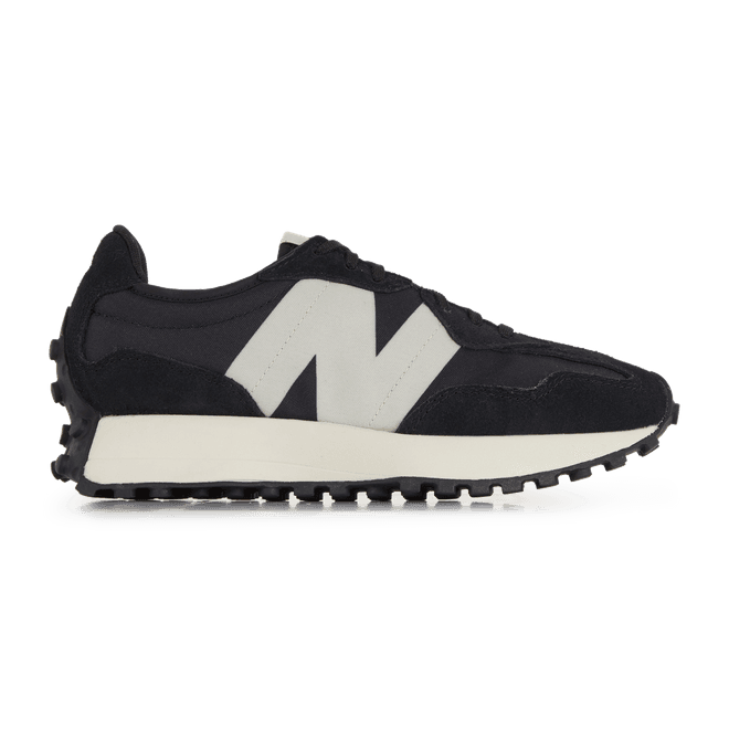 New Balance 327