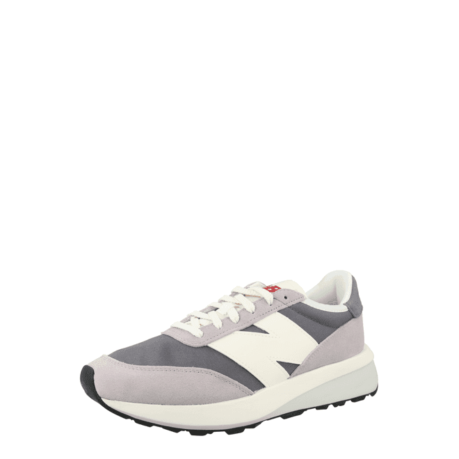 New Balance 370