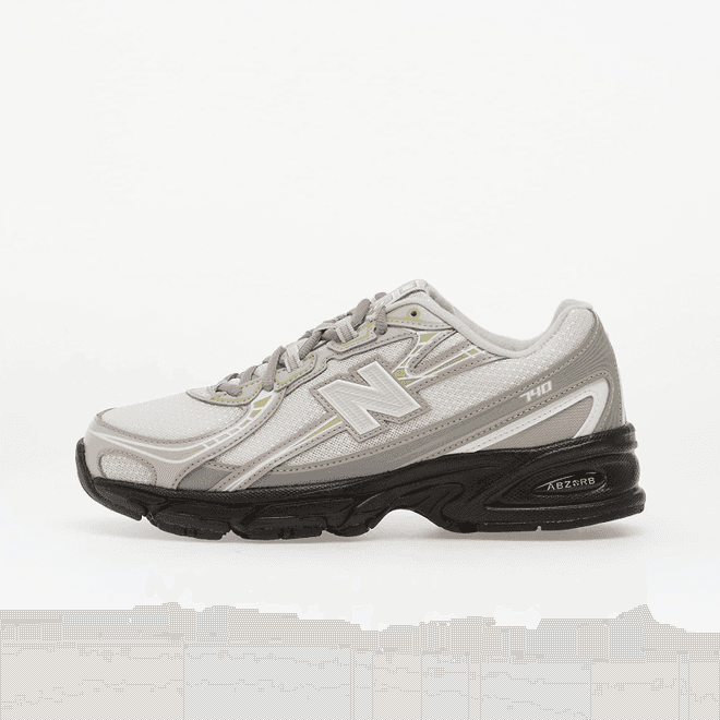 New Balance 740 Silver Metallic