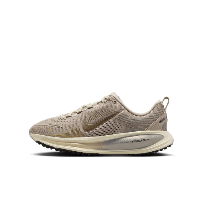 Nike Vomero 18 Older Kids' Road