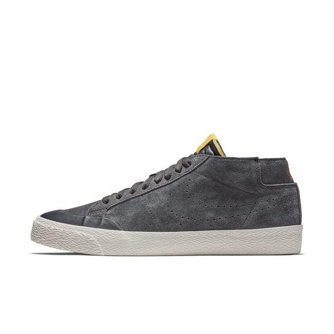 Nike SB Zoom Blazer Chukka XT 