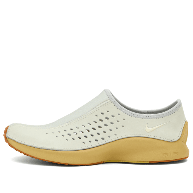 Nike Women's Superfly Moc 