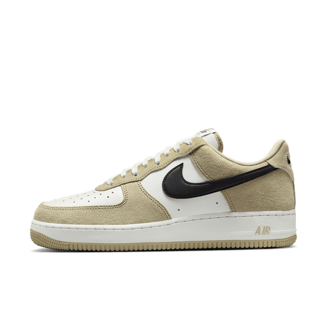 Nike Air Force 1 '07 LV8