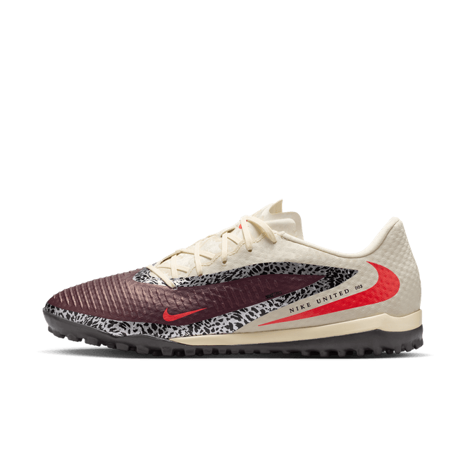 Nike United Phantom 6 Low Academy voetbal