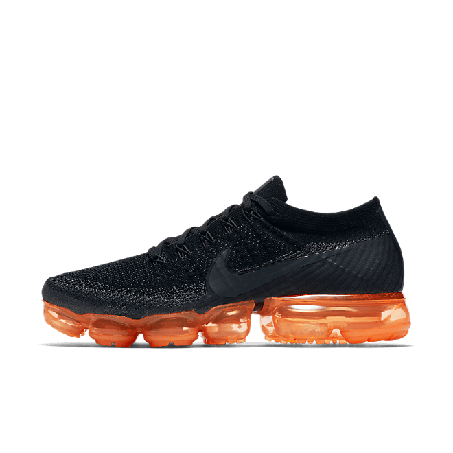 Nike Air VaporMax Flyknit Black Pop 