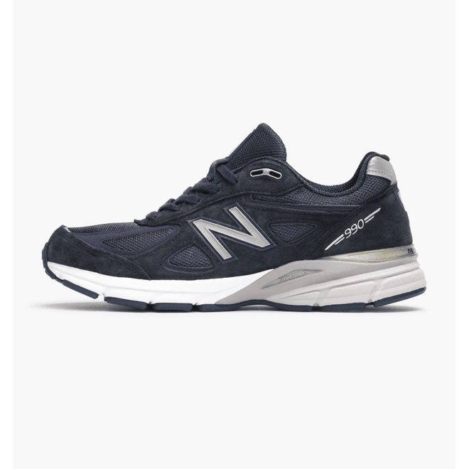 New Balance M990nv4