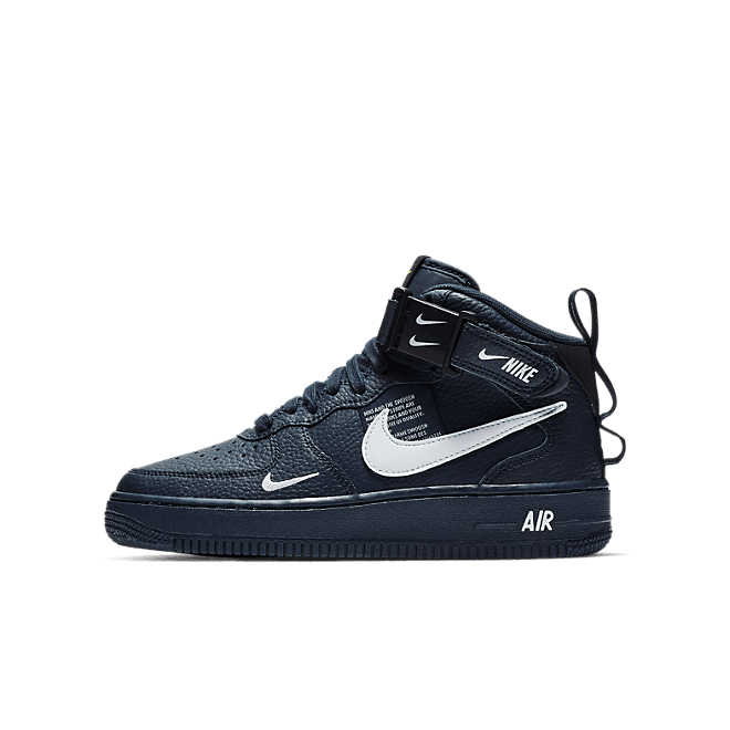 Nike Air Force 1 Mid LV8 