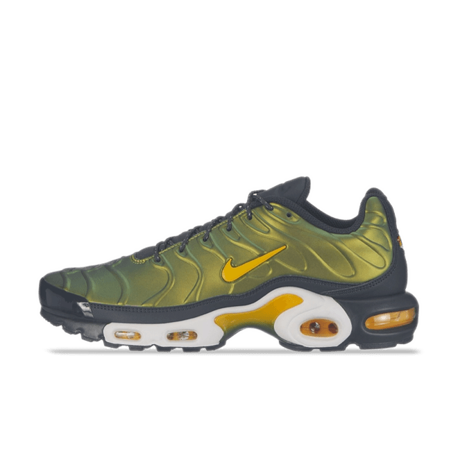 Nike Air Max Plus 'Metallic Green'