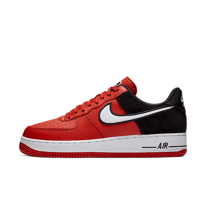 Nike Air Force 1 '07 LV8 1
