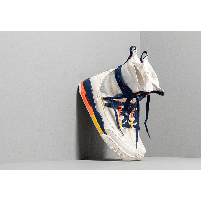 Air Jordan W 3 Retro Exp Lite Xx Sail/ Blue Void-Turf Orange-Bright Citron