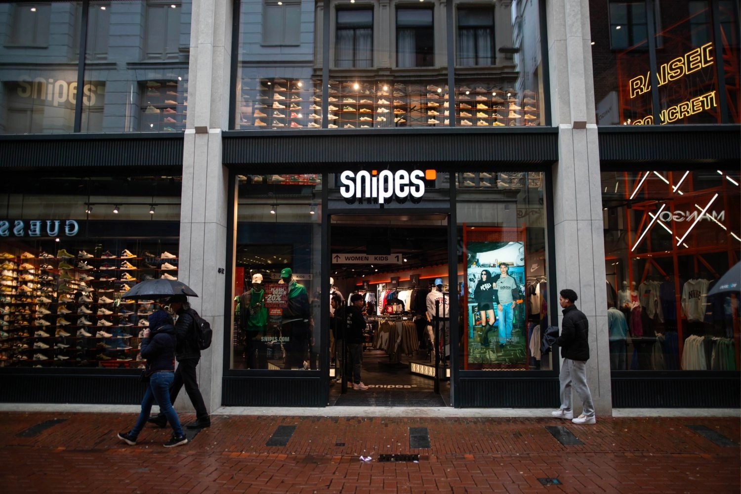 Neuer SNIPES Shop in der Kalverstraat in Amsterdam