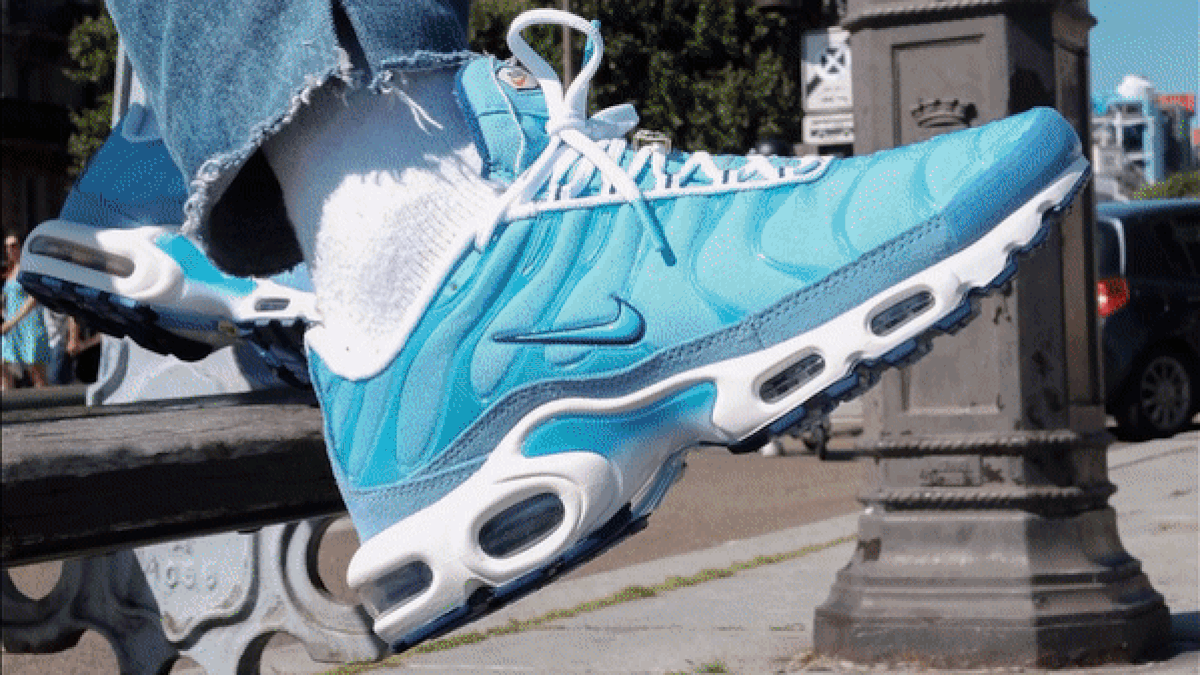 Nike Air Max Plus 🔥 these are the new trend colourways at Foot Locker