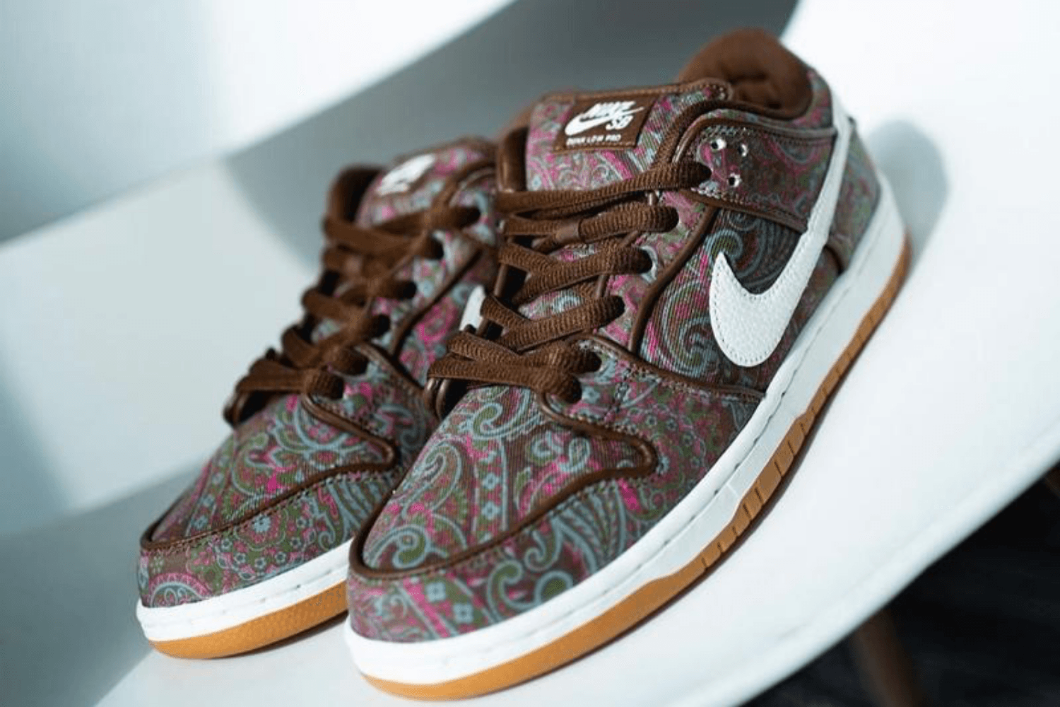 The Nike SB Dunk Low 'Brown Paisley' in detail