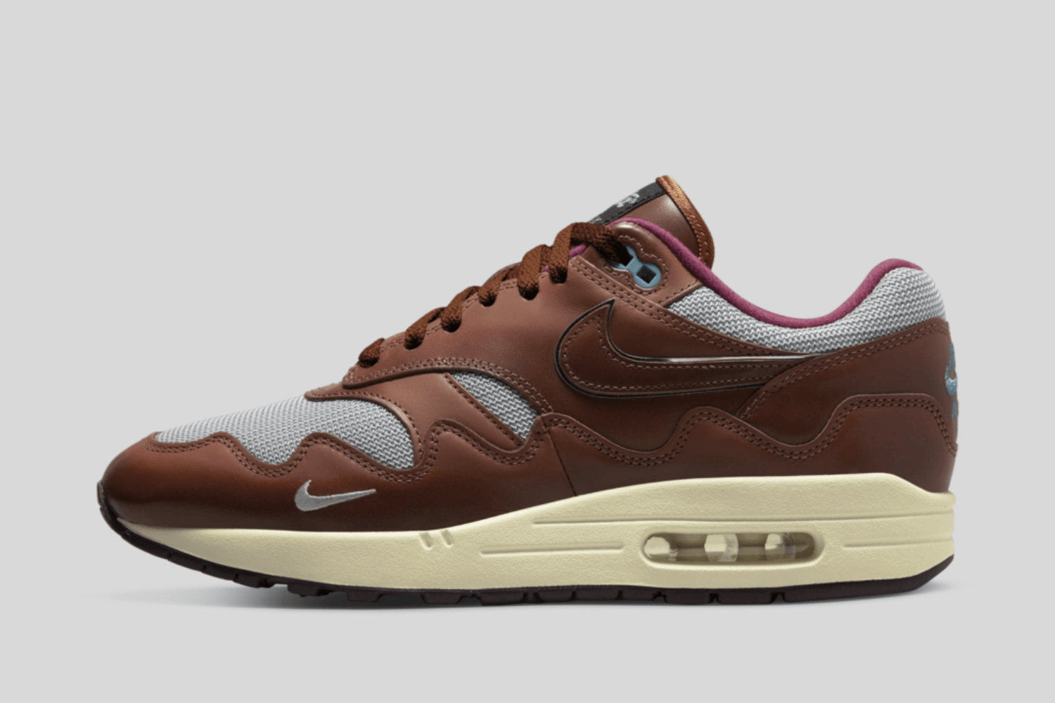 Official images of the Patta x Nike Air Max 1 'Orange'