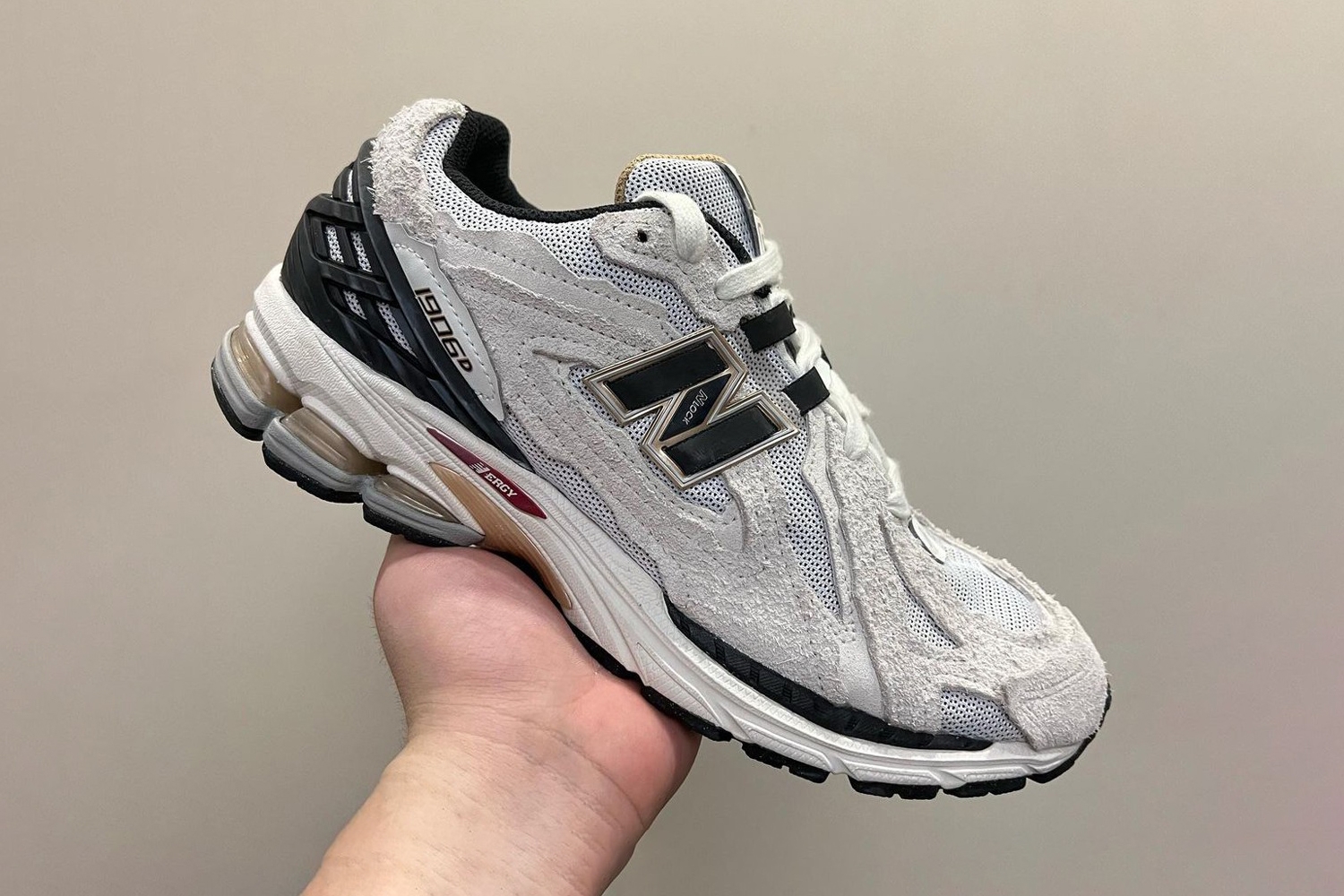 First images of New Balance 1906 with  a Protection Pack feeling