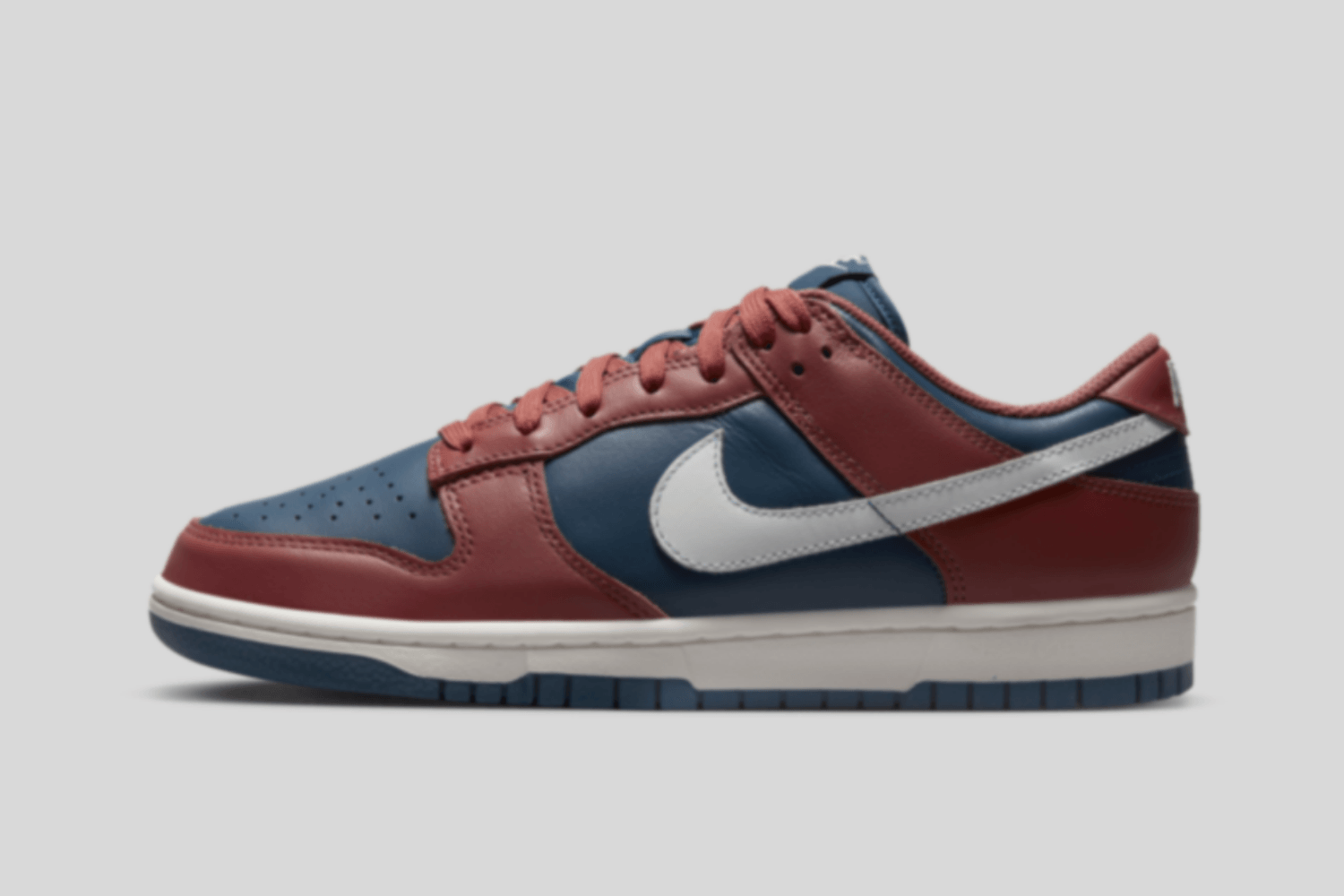 Shop the  Nike Dunk Low 'Canyon Rust' with 15% discount at Snipes