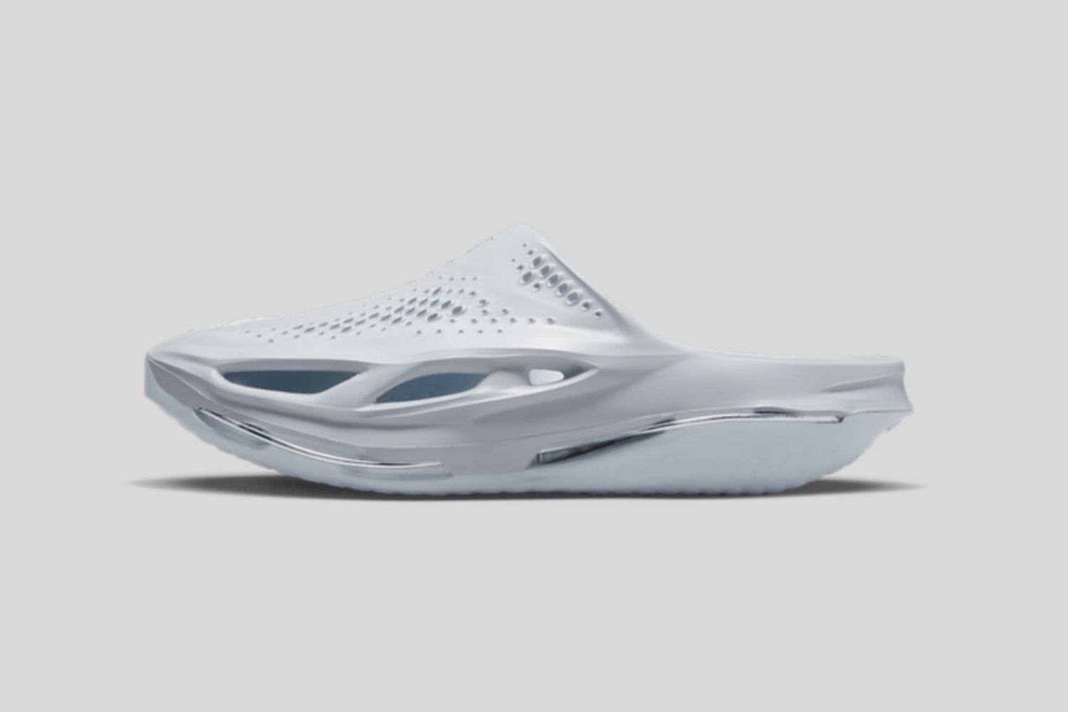 The Nike Zoom MMW 5 Slide comes out in 2023