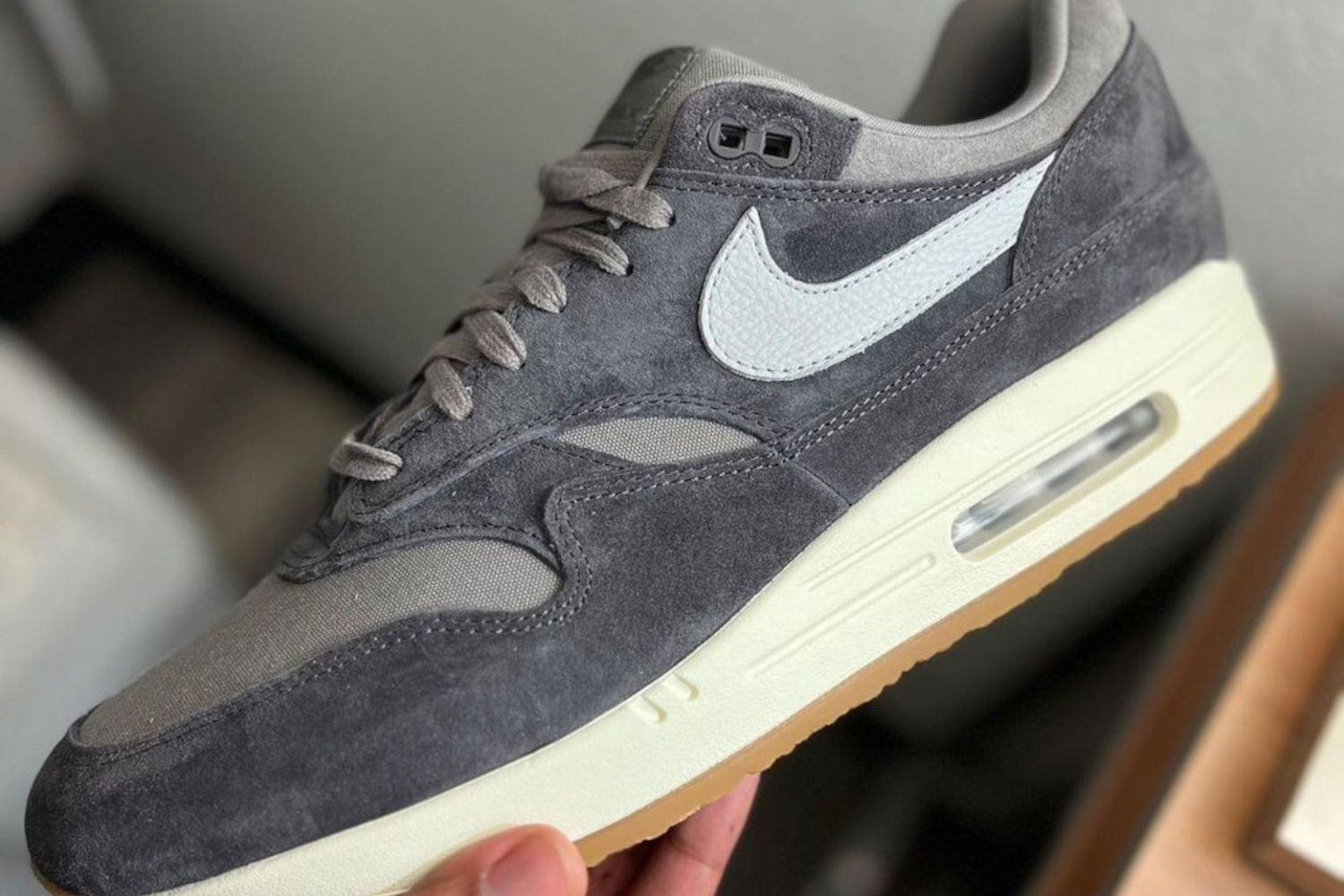 First images of the Nike Air Max 1 PRM 'Soft Grey'