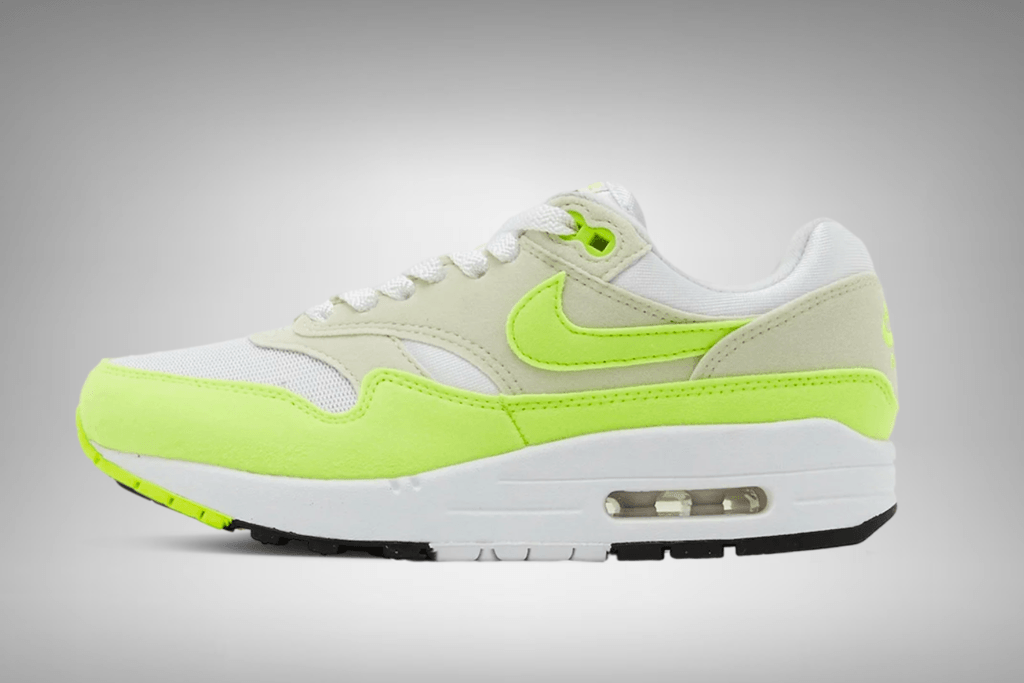 A first look on the Nike Air Max 1 'Volt Suede'