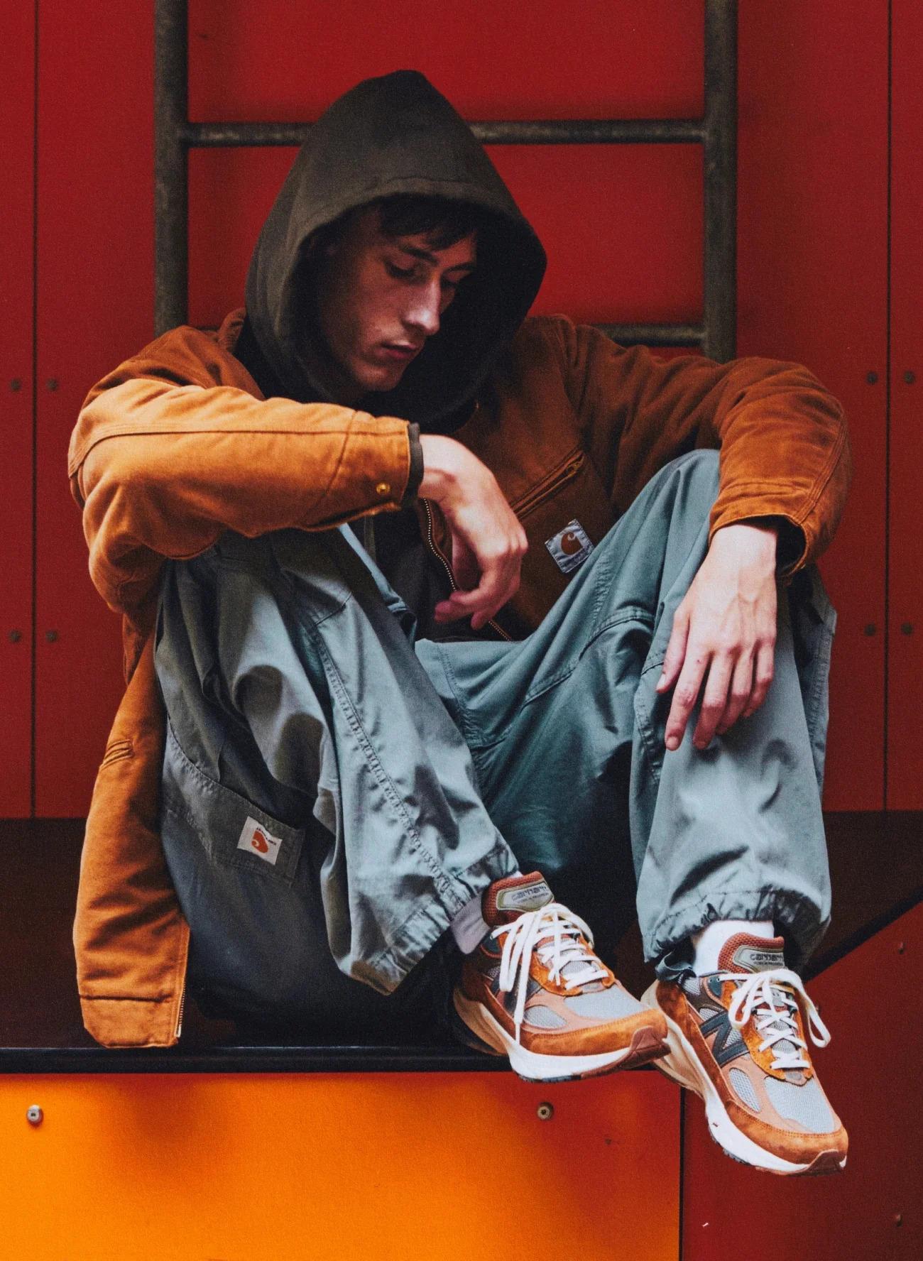 Carhartt WIP x New Balance 990v6