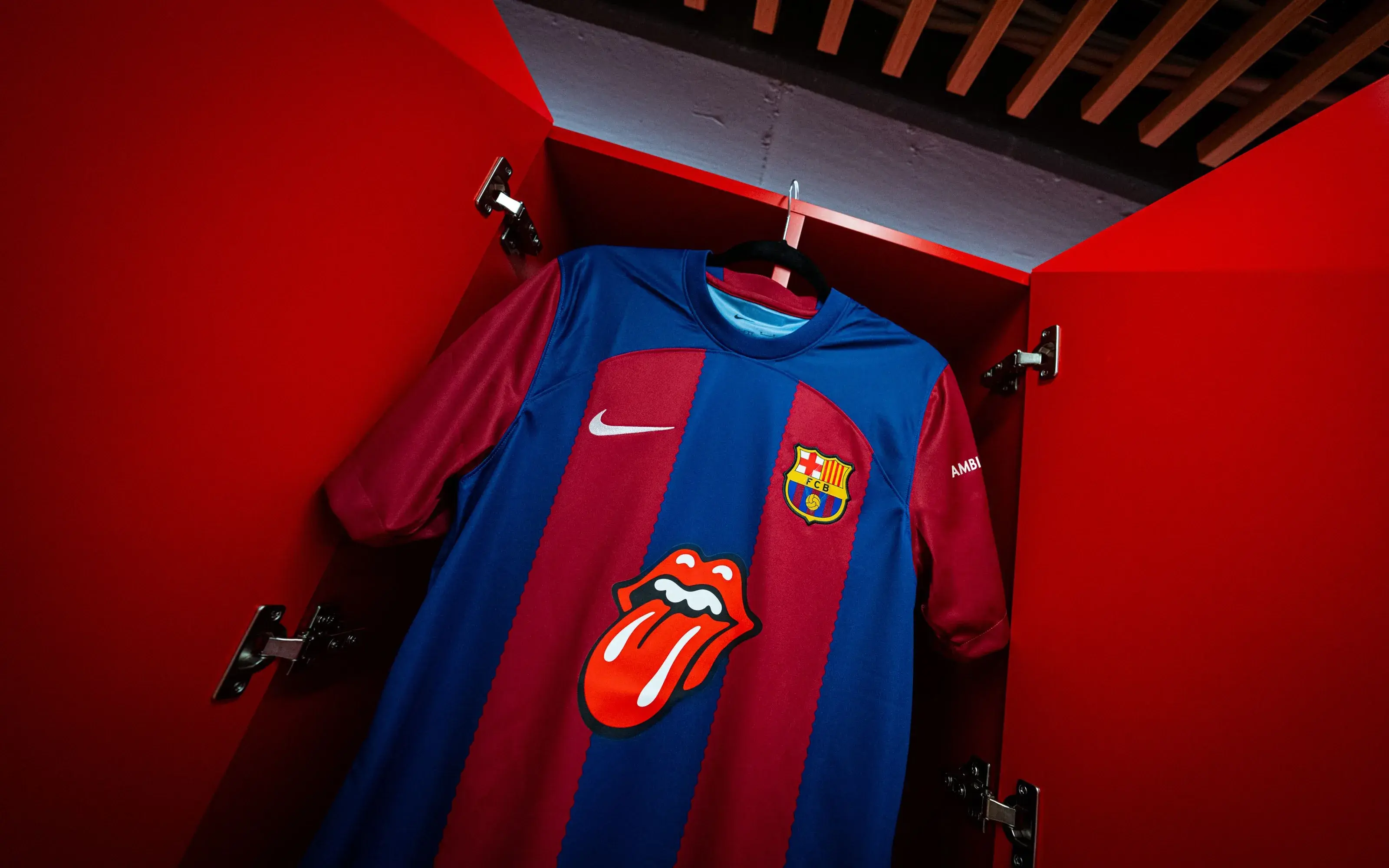 FC Barcelona x The Rolling Stones dressing room