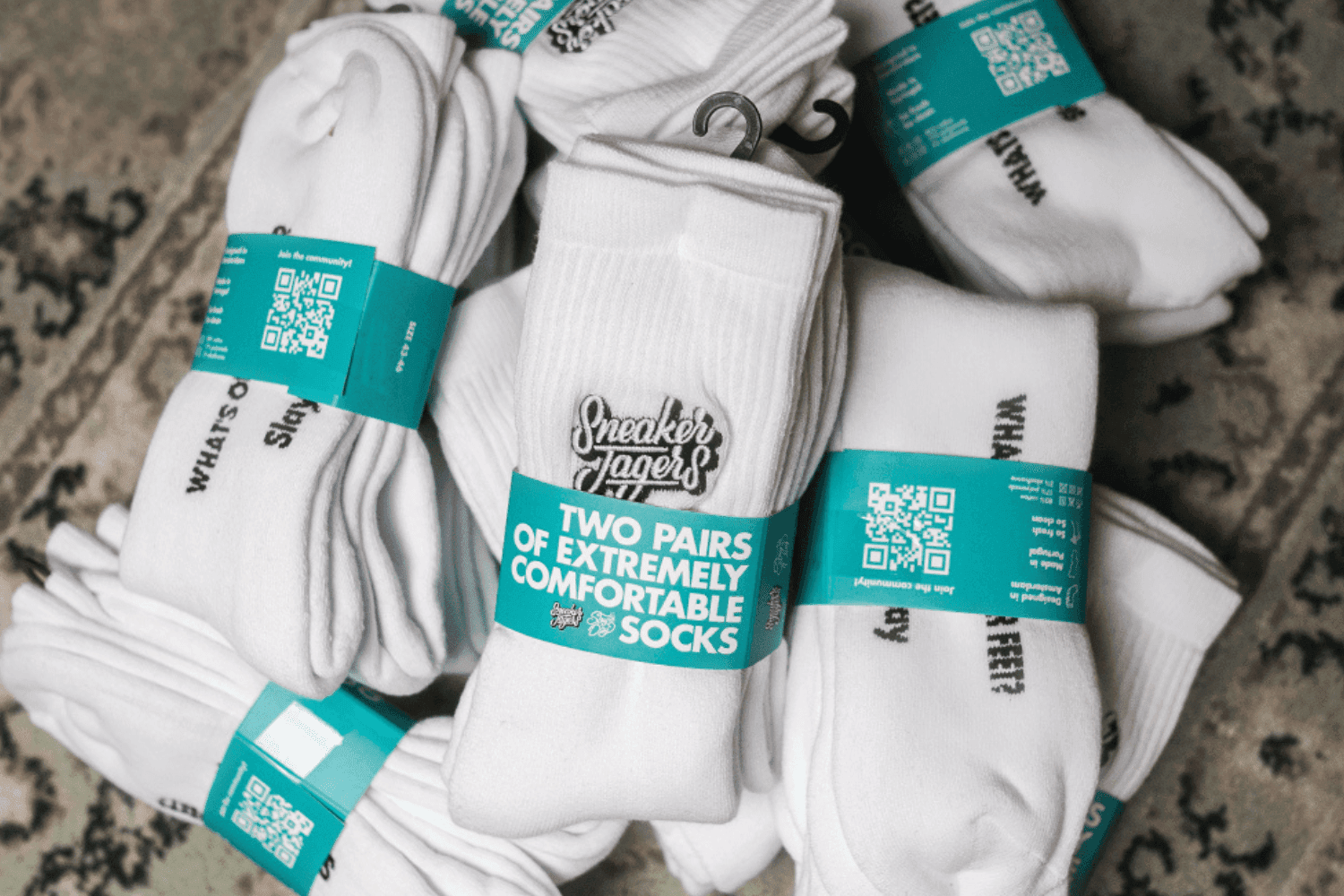 Sneakerjagers present a new two-pack of exclusive socks + giveaway