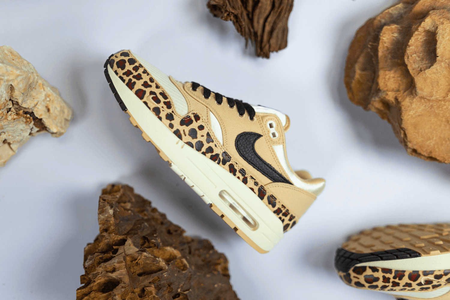 Nike Air Max 1 '87 WMNS 'Leopard' with discount code at AFEW