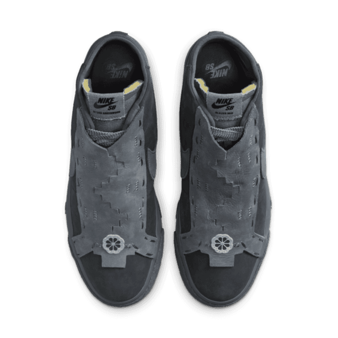 Di'orr Greenwood x Nike SB Blazer 'Black' upper