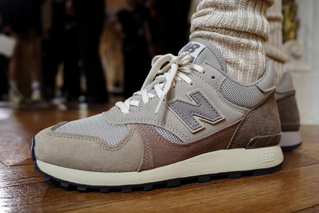 AURALEE x New Balance 475